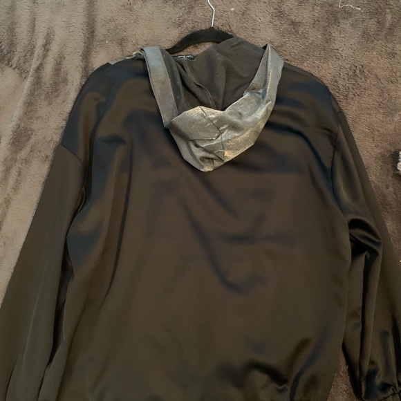 Zara Pullover Jacket - Picture 3 of 3